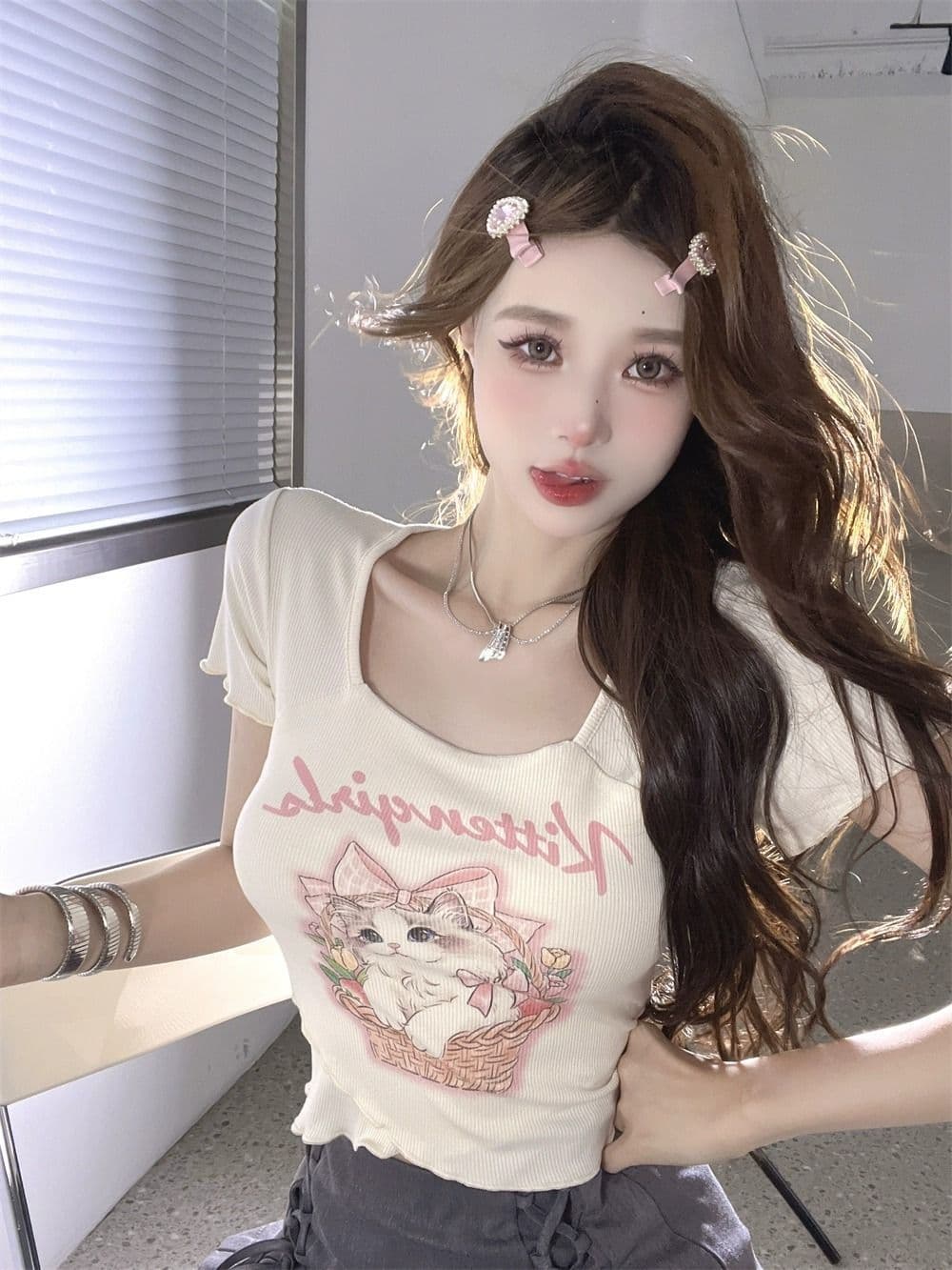 높음 폭탄 리브 만화 프린트 광장 칼라 긍정적 인 어깨 반팔 티셔츠 여성 순수한 욕망 달콤한 매운맛 이슬 쇄골 몸매 가꾸기 맨위 상세 이미지 22