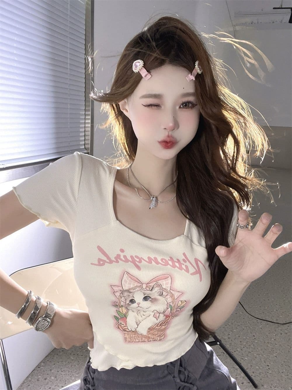 높음 폭탄 리브 만화 프린트 광장 칼라 긍정적 인 어깨 반팔 티셔츠 여성 순수한 욕망 달콤한 매운맛 이슬 쇄골 몸매 가꾸기 맨위 상세 이미지 23