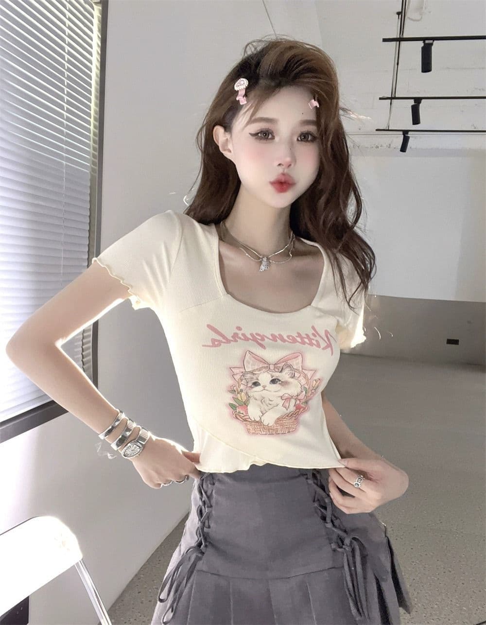 높음 폭탄 리브 만화 프린트 광장 칼라 긍정적 인 어깨 반팔 티셔츠 여성 순수한 욕망 달콤한 매운맛 이슬 쇄골 몸매 가꾸기 맨위 상세 이미지 31
