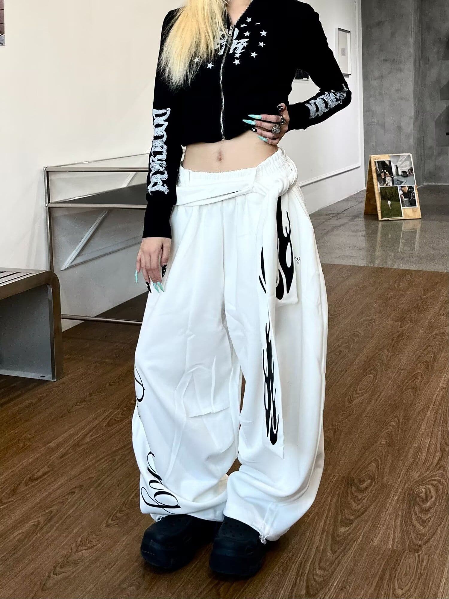 여성 의류 캐주얼 바지 이미지 3