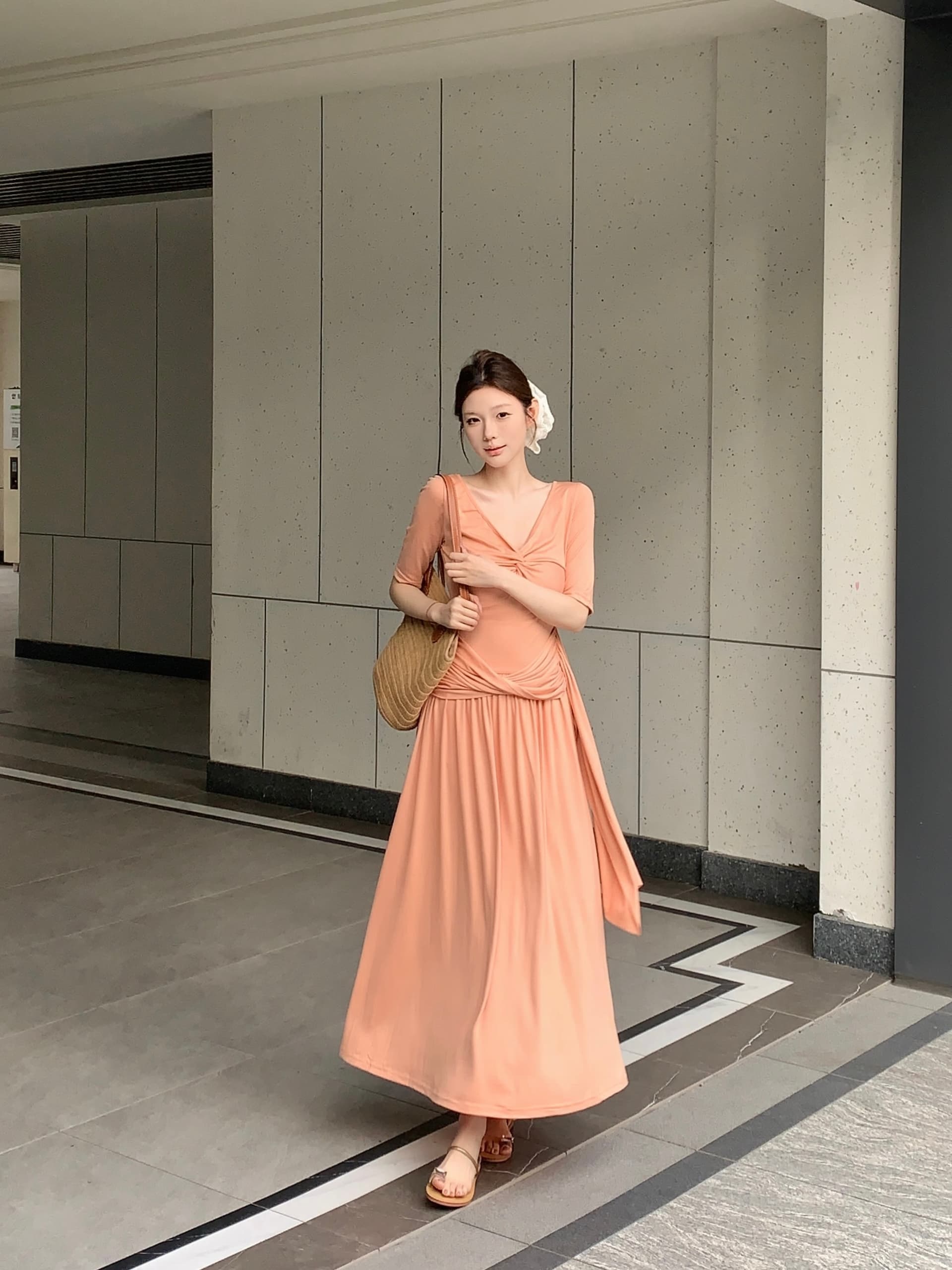 실사 아니요 가격 인하 순수한 욕망 섹시함 회색 비틀림 드레스 아이들 여름 고급 센스 품격 허리 수축 롱 스커트 이미지 2