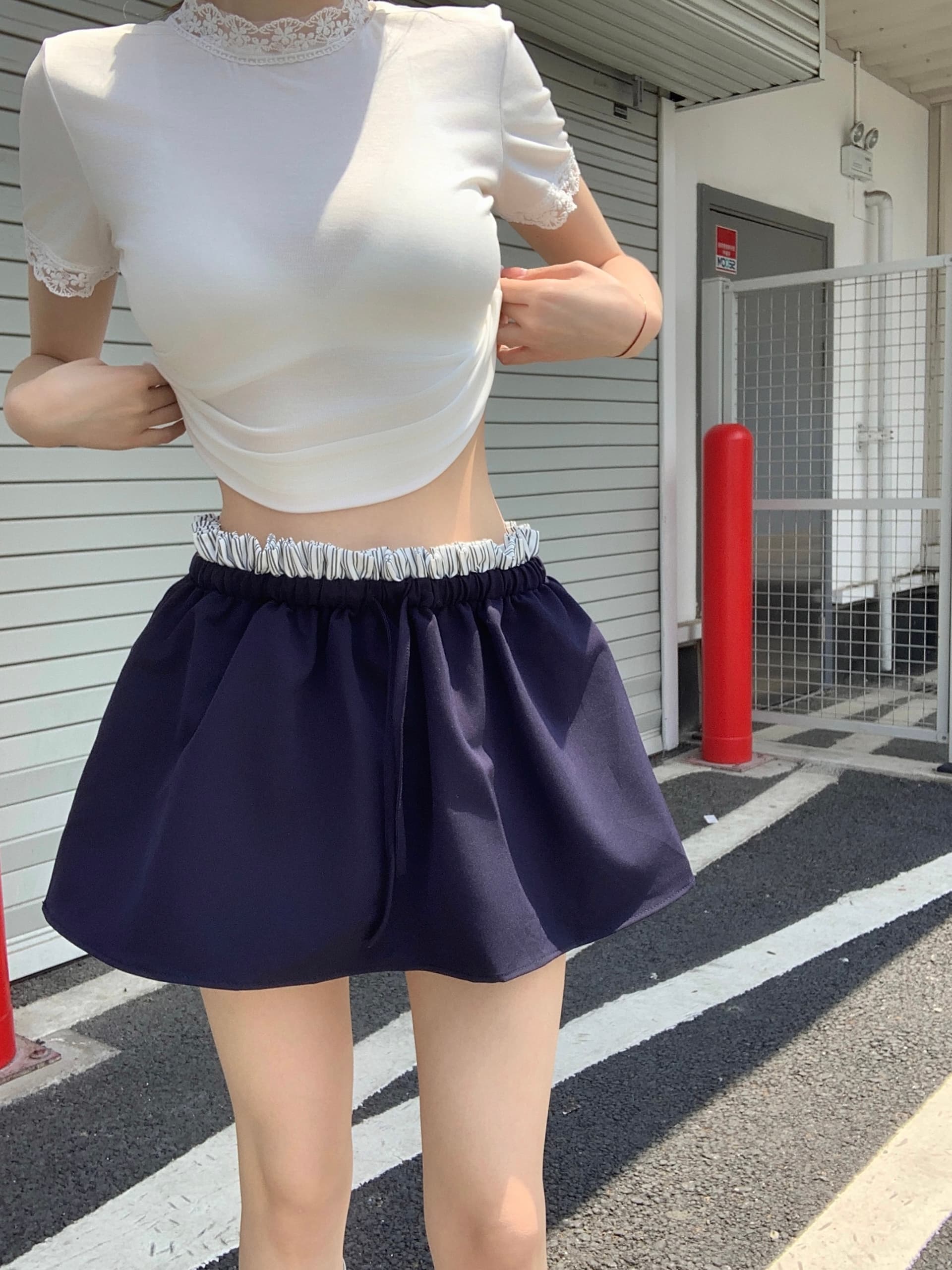 실사 아니요 가격 인하 화이트 레이스 측면 기본 셔츠 맨위 꽃밭 치마 페이크 레이어드 허리밴드 반신 치마바지 상세 이미지 13