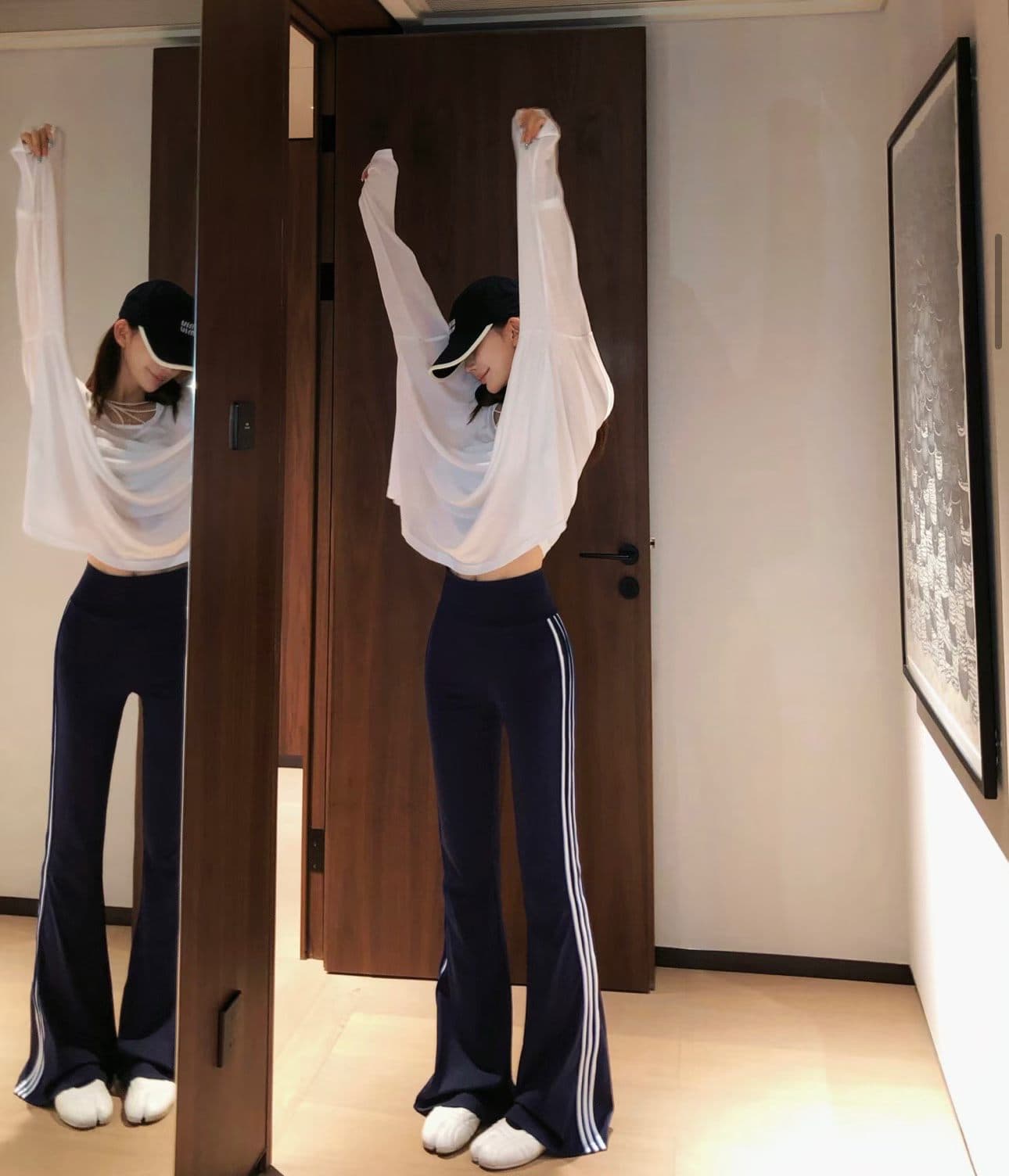 비 실사 아니요 가격 인하 연근이 부러졌습니다. 실크 비스듬한 어깨 스트랩 얇은 스타일 자외선 차단 긴팔 티셔츠 루즈핏 마이크로 ~을 통해 여름 긴 바지 상세 이미지 3
