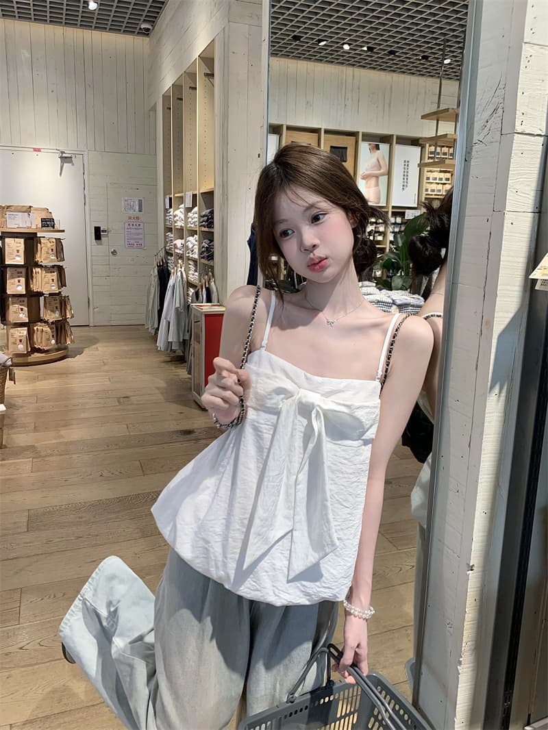 실사 아름다움 나이 제니 나비 매듭 디자인 센스 슬립 작은 셔츠 외출용 한 부서 품격 민소매 맨위 여성 여름 상세 이미지 3