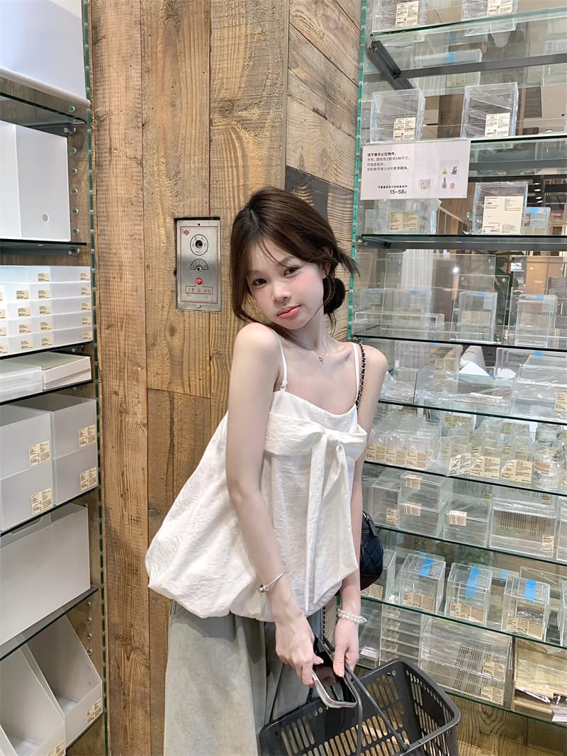 실사 아름다움 나이 제니 나비 매듭 디자인 센스 슬립 작은 셔츠 외출용 한 부서 품격 민소매 맨위 여성 여름 상세 이미지 5
