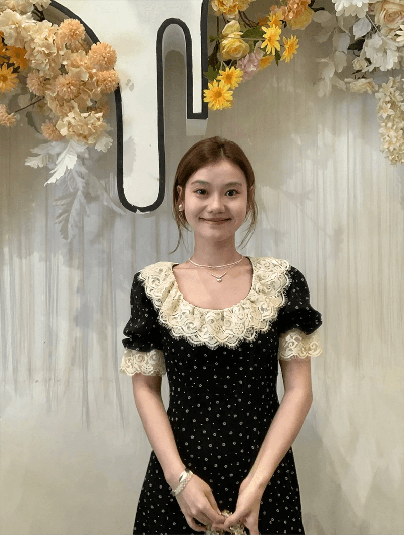 실사 프랑스식 프릴 칼라 꽃무늬 검정색 반팔 차 휴식 드레스 상세 이미지 4