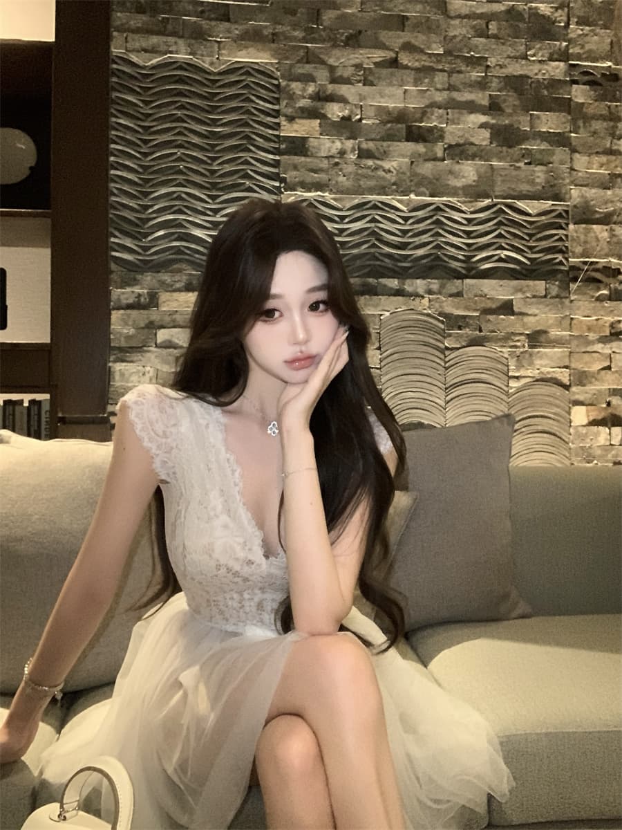 정가 실사 레이스 조각 망사 디자인 허리 수축 보내기 레이스 벨트 슬림해 보이는 민소매 드레스 상세 이미지 1