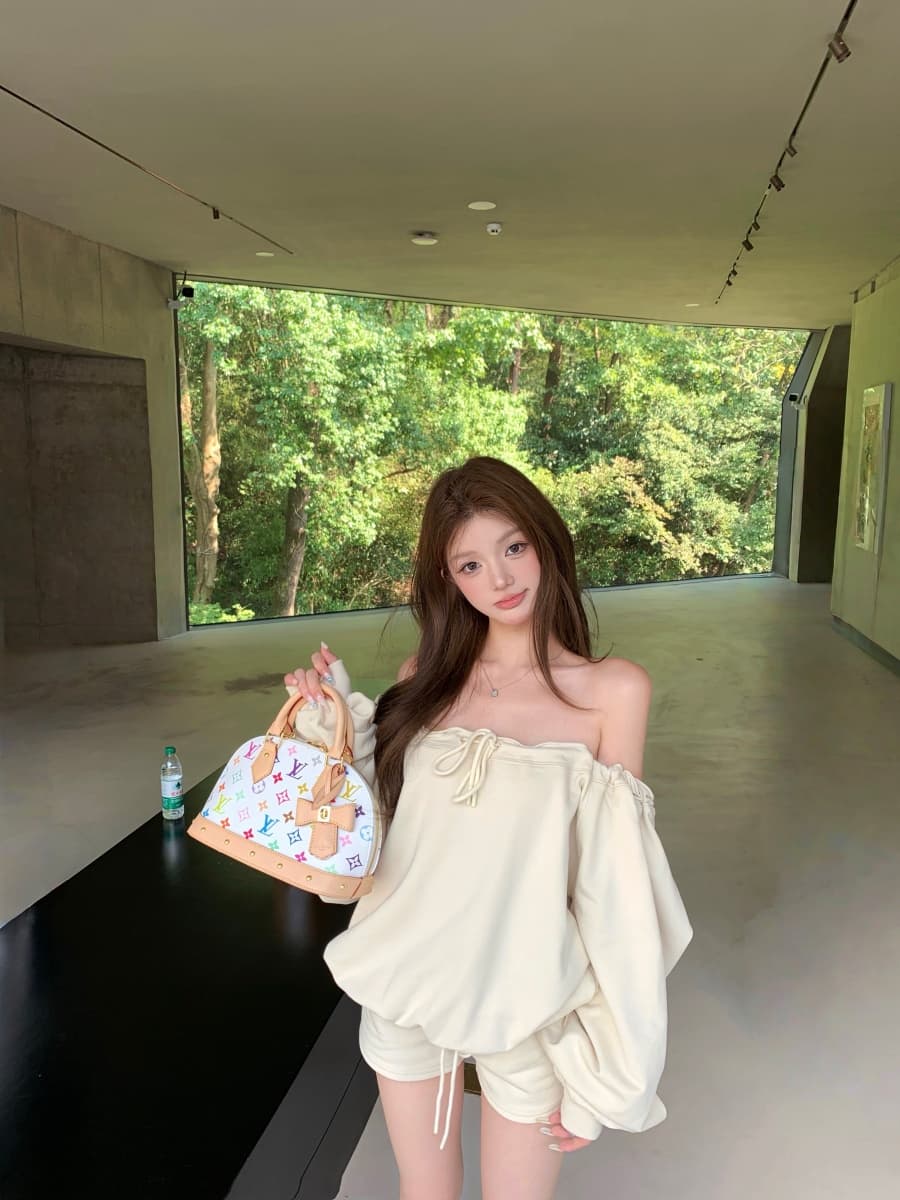 정가 실사 느긋한 루즈핏 비스듬한 어깨 후드티 긴팔 맨위 펌프 로프 반바지 세트 상세 이미지 3