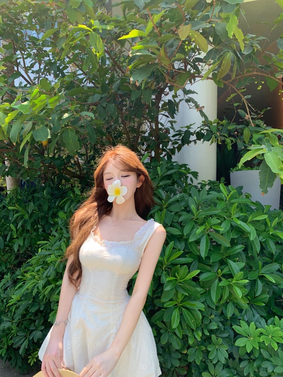 정가 실사 빛 향기로운 작은 흰색 꽃 레이스 광장 칼라 자수 슬립 드레스 허리 수축 하얀 달빛 드레스 안전 바지 상세 이미지 13