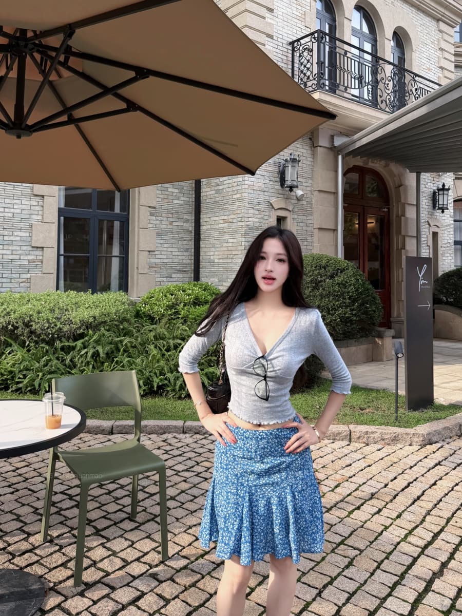정가 실사 한 부서 부드러운 십자가 칼라 웨이브 측면 몸매 가꾸기 중간 소매 맨위 꽃무늬 반 스커트 이미지 3