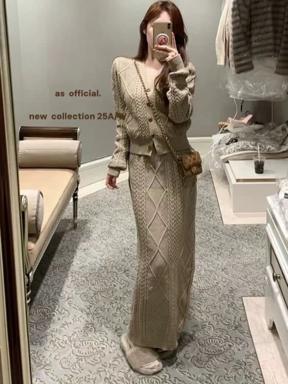 가을 겨울철 새로운 한국 스타일 꽈배기 분위기 센스 루즈핏 스웨터 반 스커트 투피스 세트 세트 여성 의류 상세 이미지 7