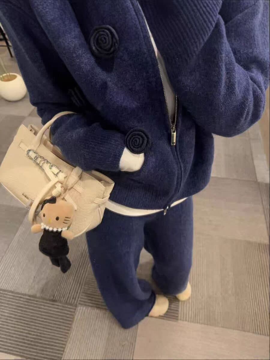 전체 집합 ootd 착용 가져 가라. 세트 여성 2026 새로운 파란색 3 차원 꽃 니트 오픈 가디건 캐주얼 바지 투피스 세트 상세 이미지 2