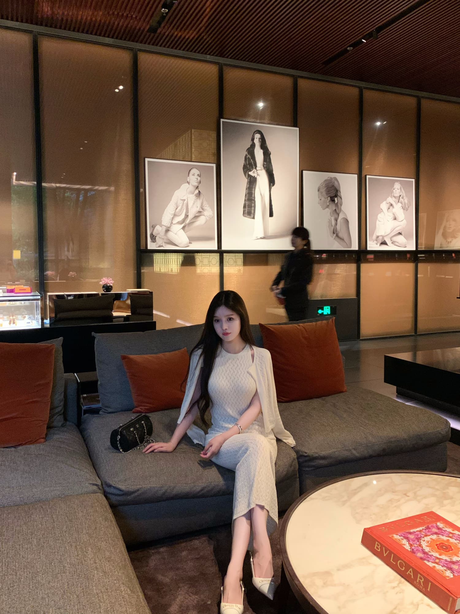 the swan 부문 피닉스 빛 럭셔리 부드러운 자매 프랑스식 우아함 링 그리드 니트 오픈 가디건 몸매 가꾸기 타이트 스커트 드레스 상세 이미지 34