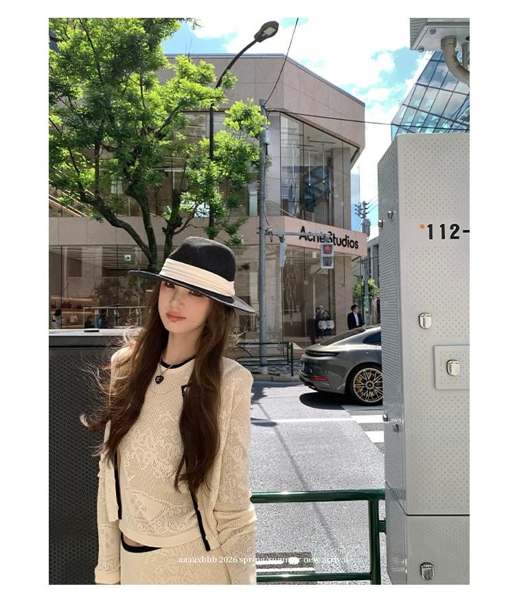어둠 곡물 질감 전체 맞춤 홀로우 아웃 무늬 니트 세트 배색 민소매 조끼 오픈 가디건 반 스커트 3종 세트 상세 이미지 14