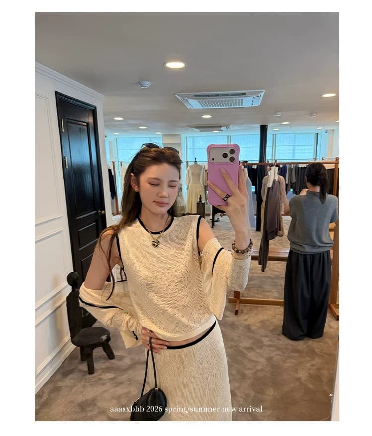 어둠 곡물 질감 전체 맞춤 홀로우 아웃 무늬 니트 세트 배색 민소매 조끼 오픈 가디건 반 스커트 3종 세트 상세 이미지 24