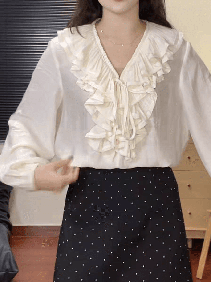 프랑스식 우아함 프릴 V넥 벌룬 소매 여성 셔츠 봄 품격 슬림해 보이는 고급 센스 출퇴근 다용도 맨위
