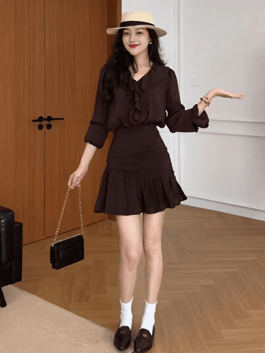 한 부서 부드러운 휴가 바람 세련된 센스 여성 디자인 프릴 V넥 허리 수축 슬림해 보이는 품격 긴팔 여성 드레스 상세 이미지 3