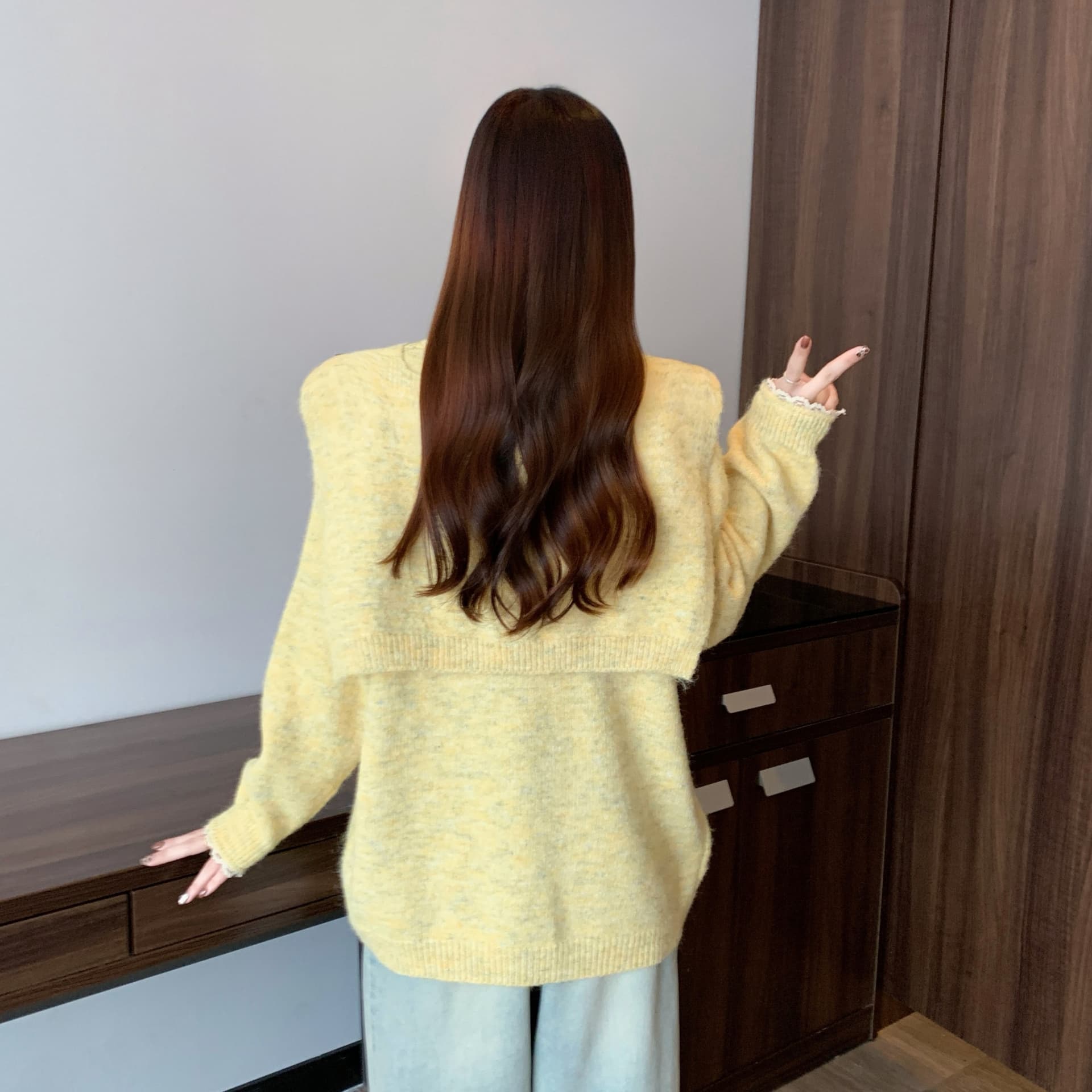 실사 빅 사이즈 V넥 레이스 레이스 니트 스웨터 여성 가을 겨울 새로운 부드러운 바람 숄 스택 착용 투피스 세트 맨위 상세 이미지 7