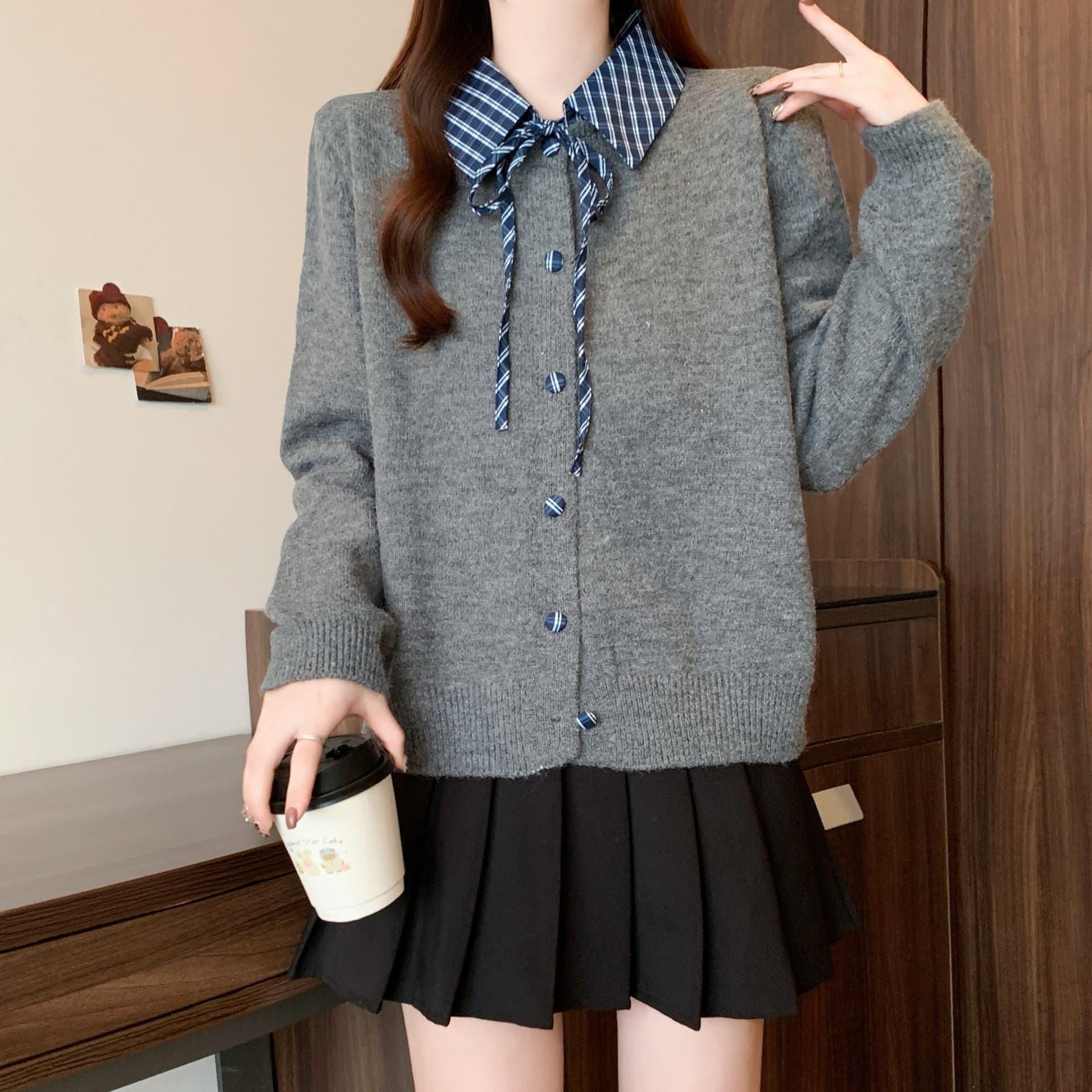 실사 빅 사이즈 해군 POLO 칼라 레이스업 체크무늬 패치워크 니트 스웨터 가을 겨울 연령 감소 학원 스타일 스웨터 맨위 상세 이미지 19