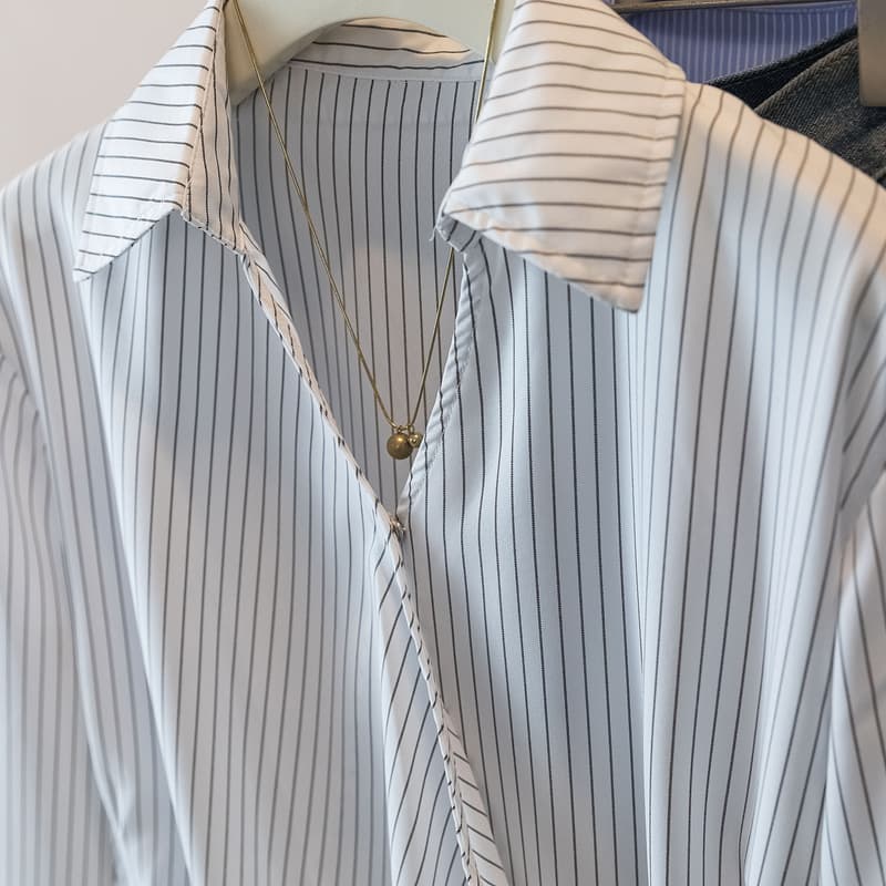실사 빅 사이즈 디자인 센스 외국 가스 여성 셔츠 2026 가을 새로운 지방 mm 허리 수축 슬림해 보이는 연령 감소 다용도 맨위 상세 이미지 15
