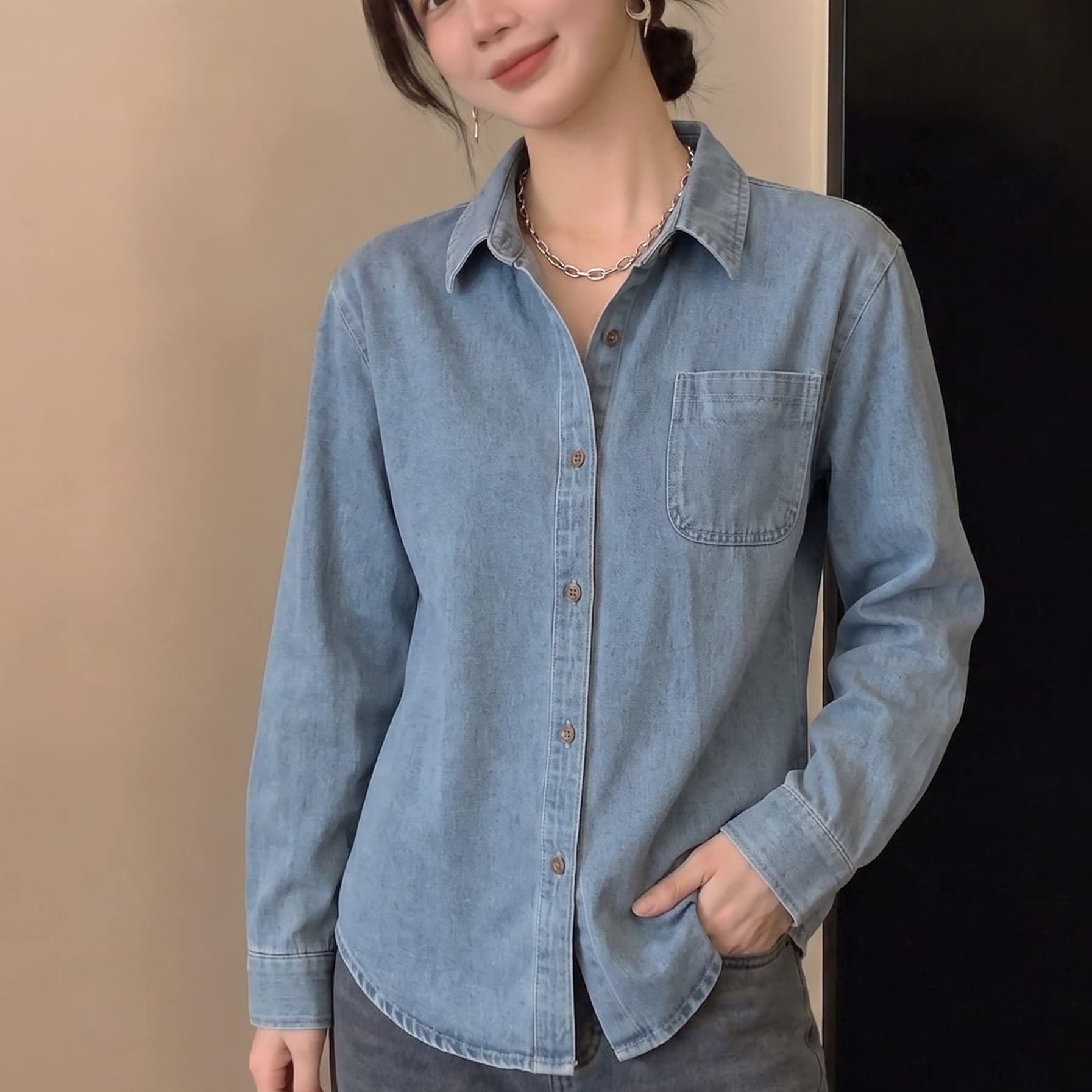 실사 데님 여성 셔츠 2026 가을 새로운 루즈핏 외출용 셔츠 캐주얼 카디건 코트 다용도 맨위 이미지 2