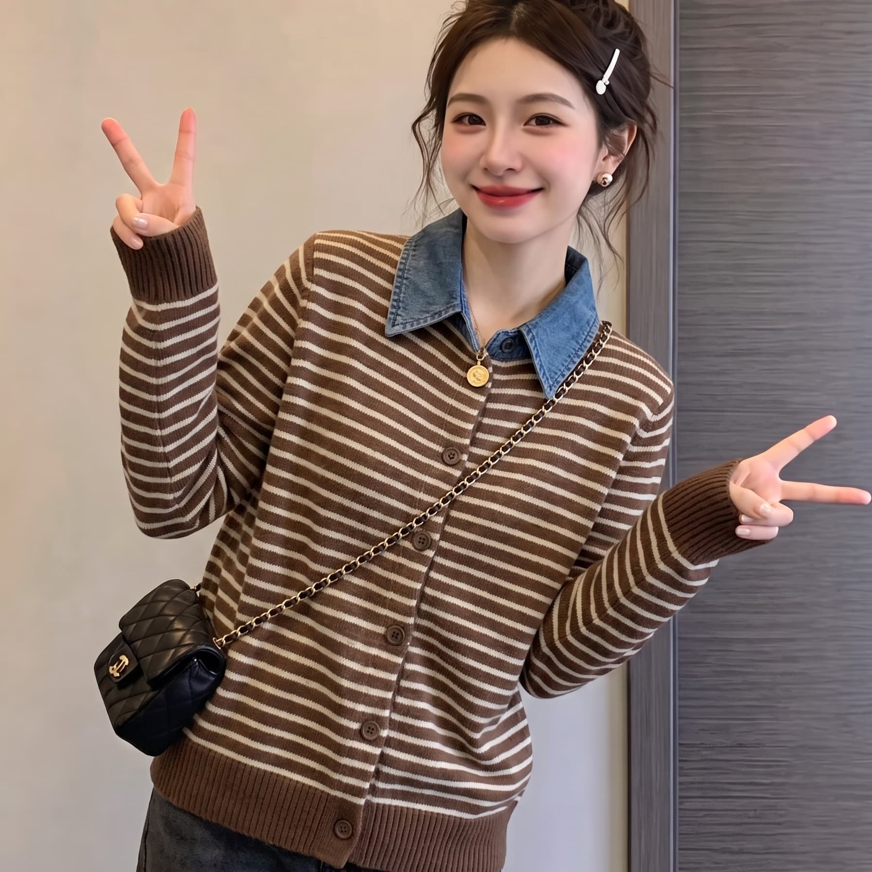 실사 빅 사이즈 이른 가을 새로운 고급 센스 데님 셔츠 칼라 니트 오픈 가디건 여성 코트 슬림해 보이는 다용도 맨위