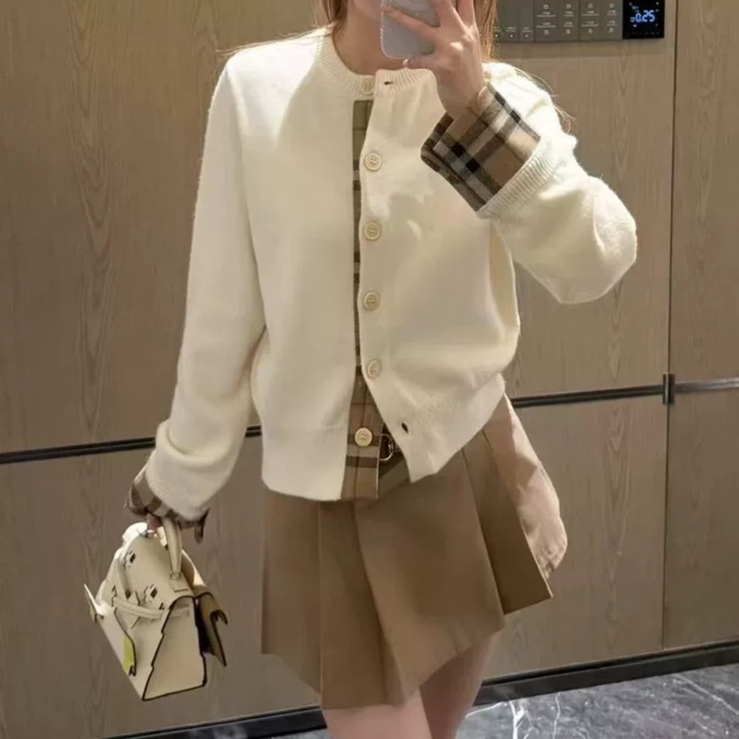 빅 사이즈 여성 의류 한 부서 디자인 센스 다용도 체크무늬 패치워크 니트 오픈 가디건 2026 가을 겨울철 출퇴근 캐주얼 맨위 상세 이미지 2