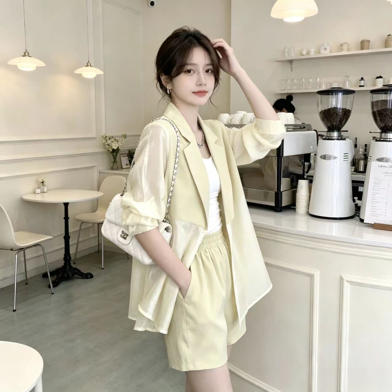 2026 새로운 한국 스타일 패션 세트 여성 여름 정장 칼라 자외선 차단 정장 재킷 품격 슬림해 보이는 반바지 투피스 세트 상세 이미지 8