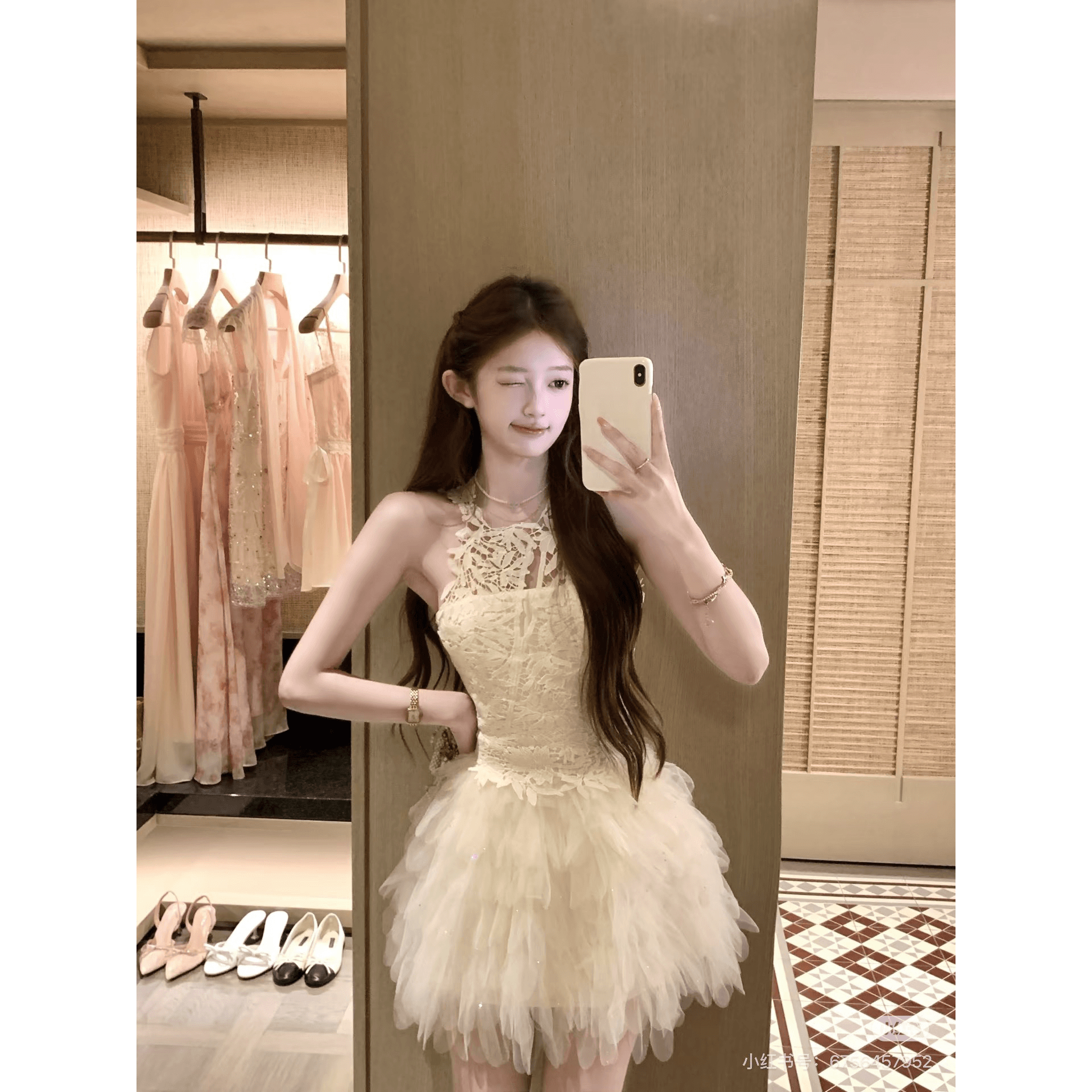 acaine6 28 20 00 95 할인 레이스 핀치 깃털 레이스 행침 목 스팽글 망사 깃털 치마 이미지 5