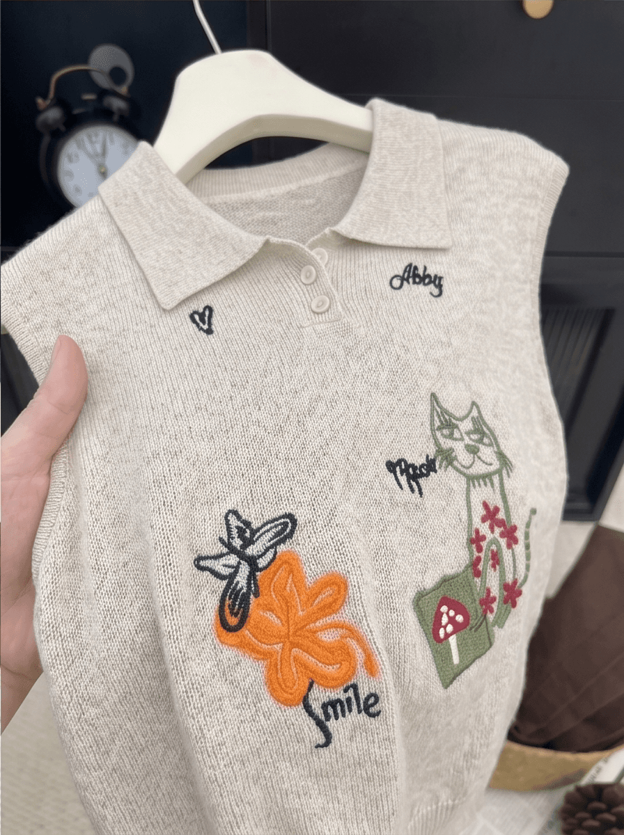 한국 스타일 고양이 꽃 자수 폴로 칼라 민소매 니트 조끼 여성 2026 여름 루즈핏 다용도 POLO 셔츠 맨위 이미지 3
