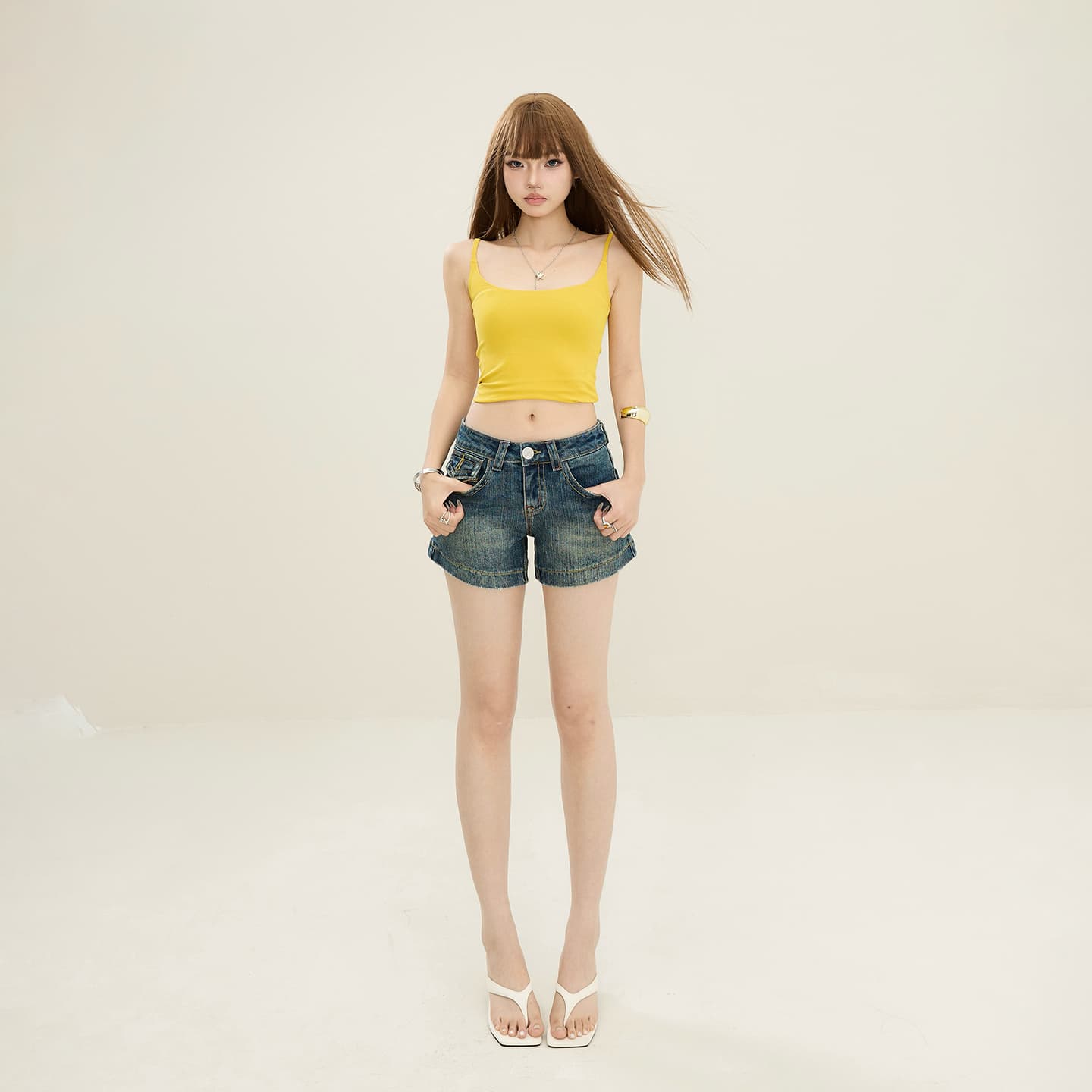 샤오홍 예약하기 추천 새로운 순수한 욕망 핫걸 데님 반바지 아메리칸 레트로 마 오래된 여름 하이웨이스트 타이트 스커트 슬림해 보이는 이미지 3