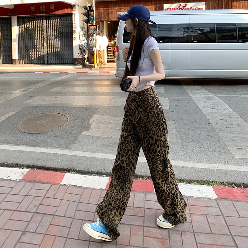 일본 싱글 휴가 느슨함 착용 가져 가라. 개성 커피 브라운 곡물 표지 고기 슬림해 보이는 데님 와이드 레그 팬츠 이미지 4