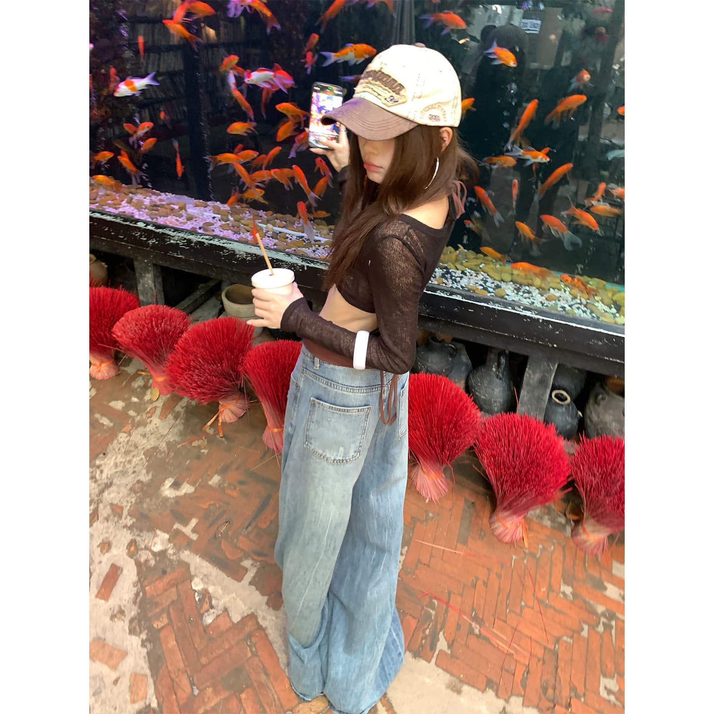 일본 싱글 산책 치앙마이 일상 여름 상쾌 느슨함 调性 불규칙 찢어진 부분 다용도 슬림해 보이는 데님 이미지 3
