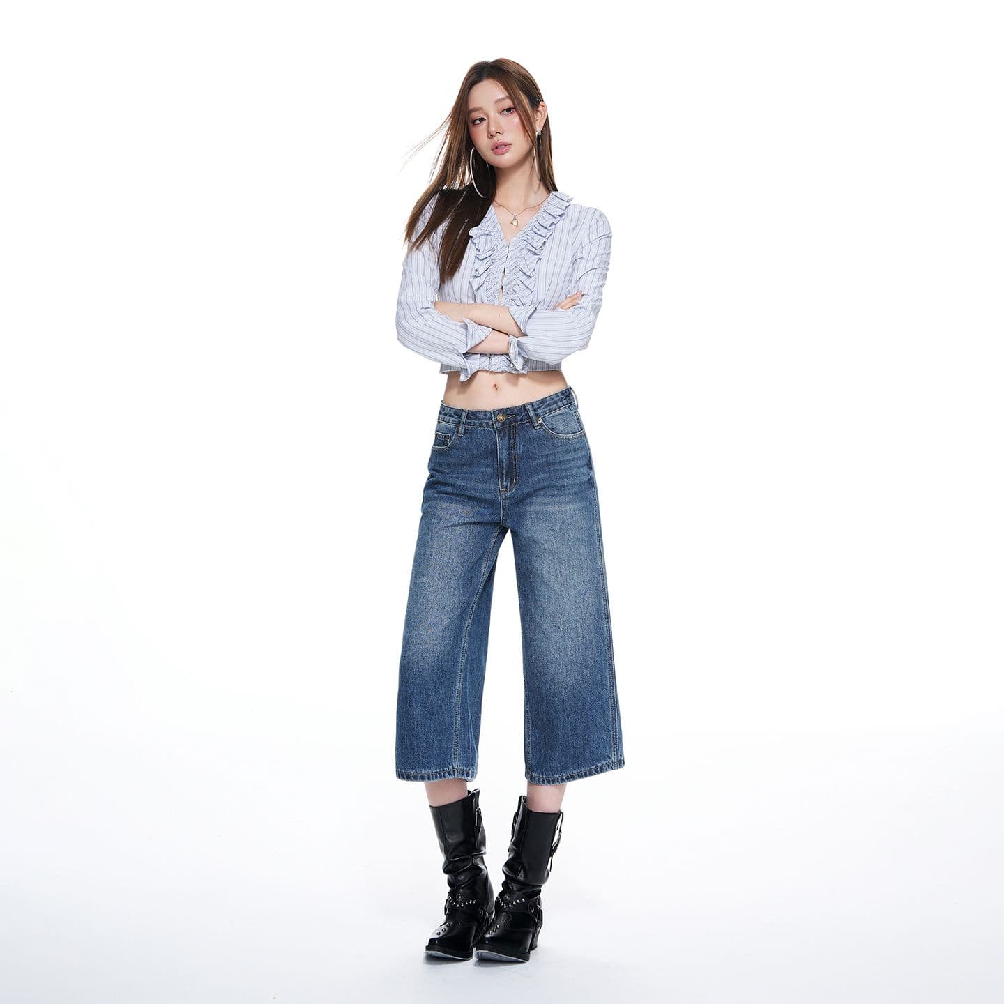 한 부서 2026 년 가을 새로운 로우 웨이스트 디자인 센스 바지 스트레이트 마이크로 루즈핏 무거운 워싱 데님 7부 바지 여성 이미지 2