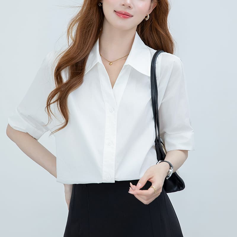 2026 실사 고급 센스 빛 럭셔리 연령 감소 셔츠 여름 새로운 V넥 프랑스식 사소한 Chic 맨위 이미지 3
