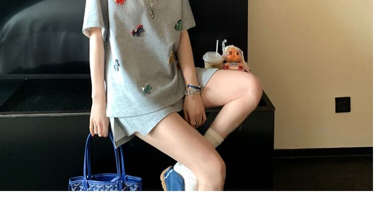 지금 지금 임산부 세트 여름 드레스 2026 새로운 한국 스타일 루즈핏 슬림해 보이는 반팔 티셔츠 미니 스커트 투피스 세트 상세 이미지 62