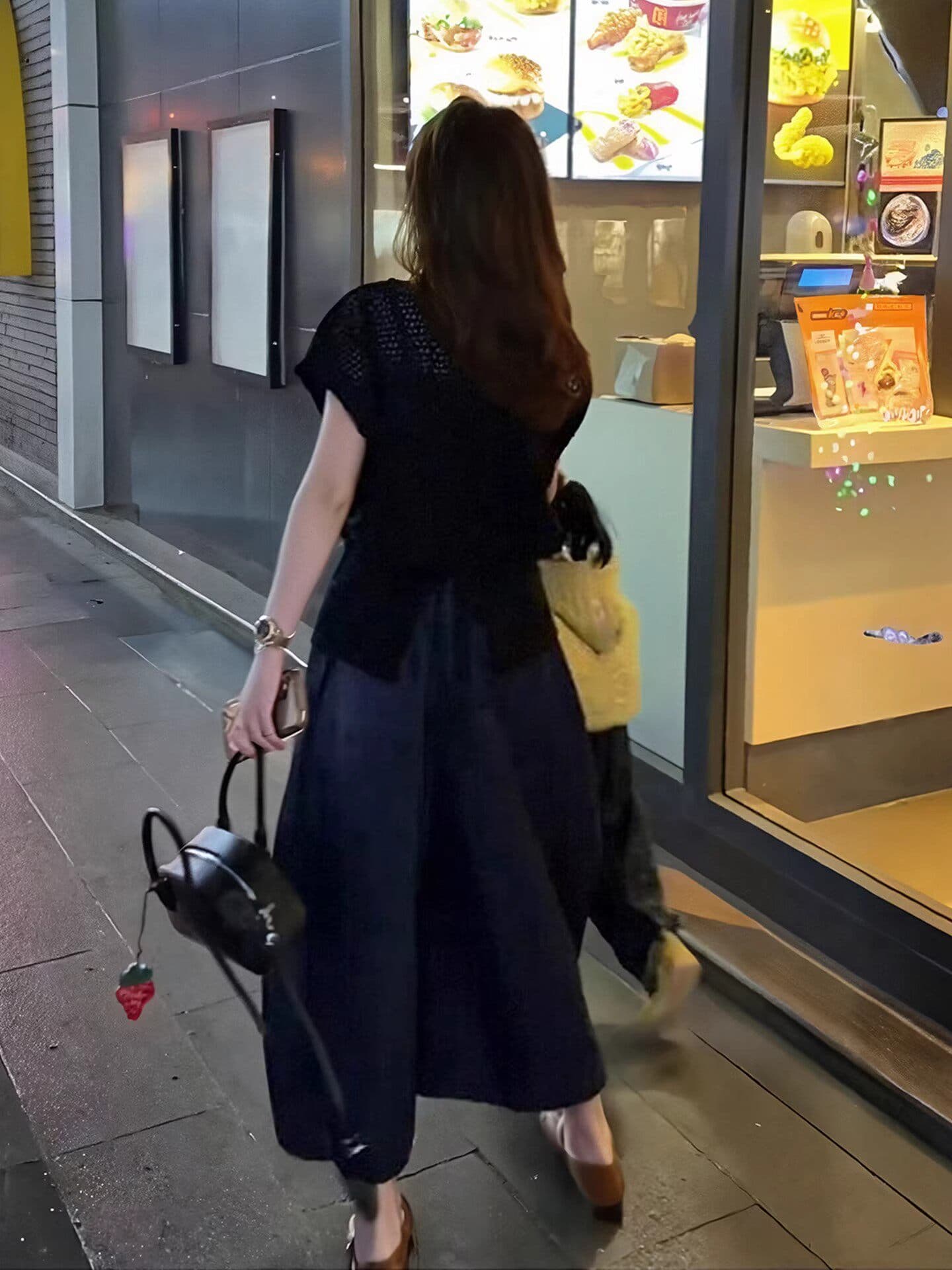여름 연령 감소 착용 가져 가라. 전체 집합 한 부서 검정색 반팔 티셔츠 맨위 도트 무늬 와이드 레그 팬츠 느슨함 센스 세트 여성 상세 이미지 5
