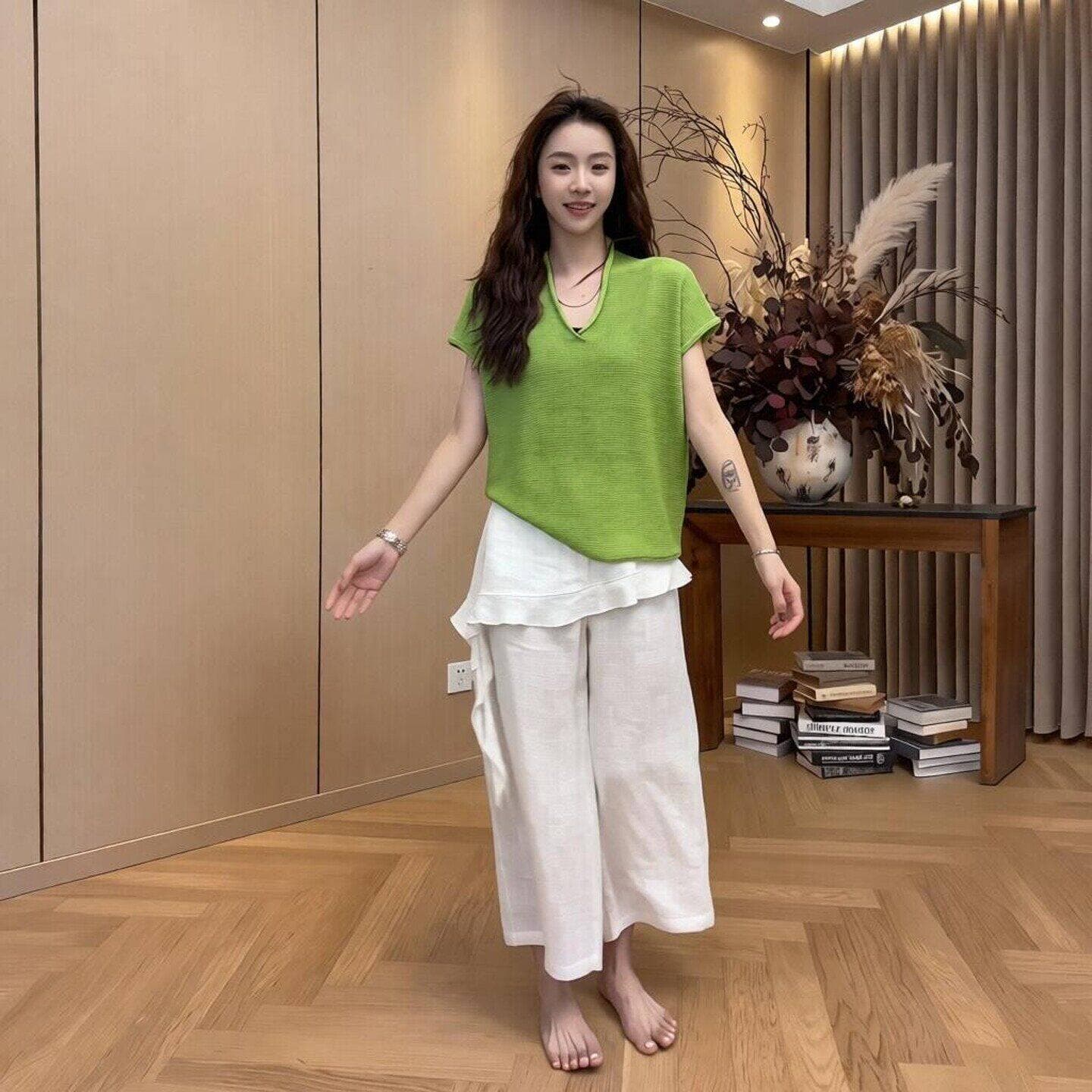 2026 슈퍼 화재 여름 드레스 전체 집합 한 부서 고급 빛 럭셔리 센스 반팔 맨위 방귀 커튼 캐주얼 바지 두 조각 여성 세트 이미지 5