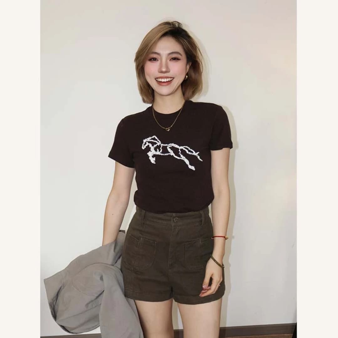 캐주얼 라운드 넥 출퇴근 긍정적 인 어깨 슬림해 보이는 다용도 봄 자수 반팔 티셔츠 여성 상세 이미지 4