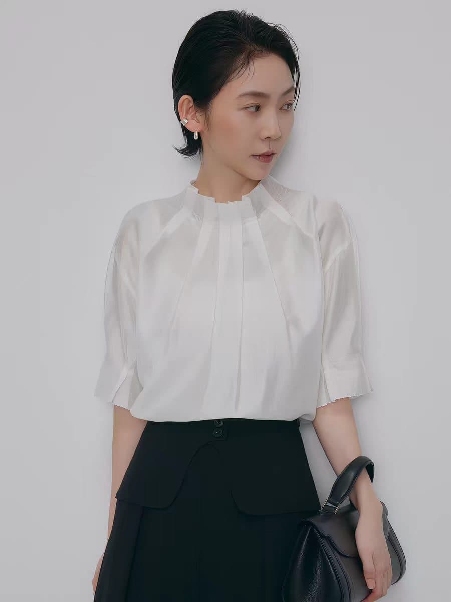품격 출퇴근 오른쪽 실크 핀치 Pleat 반소매 여성 셔츠 디자인 센스 셔츠 편안함 마이크로 ~을 통해 의류 여름 상세 이미지 3