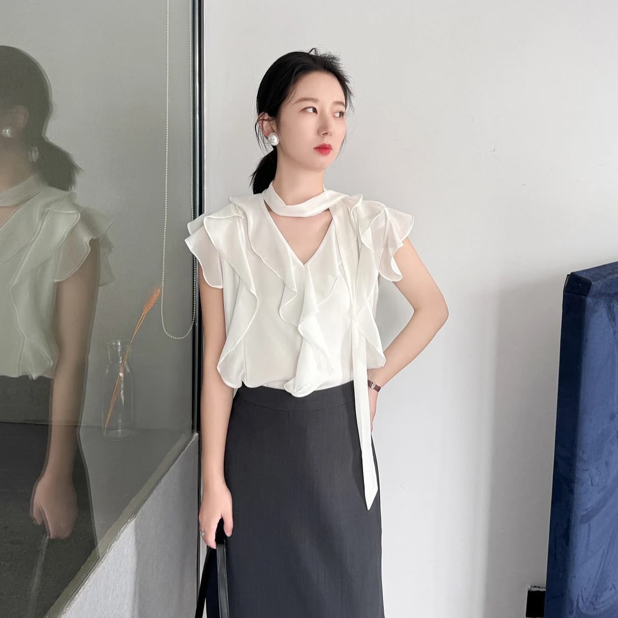 쉬폰 톱 여성용 짧은 소매 품격 경력 V넥 리본 여름 V넥 리본 쉬폰 톱 상세 이미지 3
