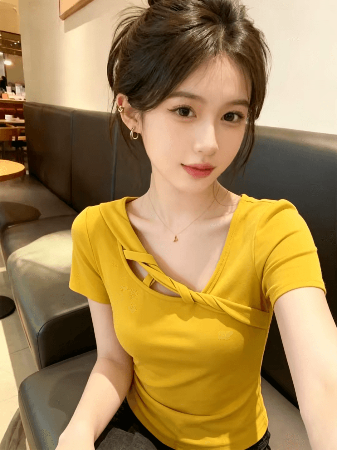여름 황색 반팔 티셔츠 여성 의류 2026 새로운 몸매 가꾸기 맨위 이미지 2