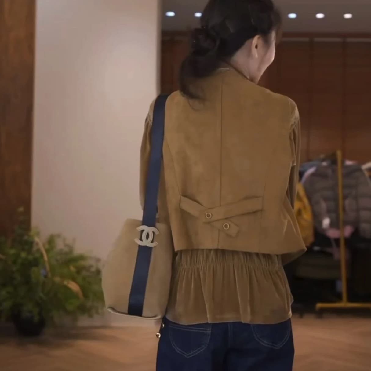 이른 가을 한 부서 레트로 캐주얼 베스트 상세 이미지 2