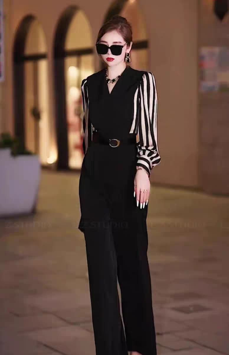 2026 가을 인터넷 유명인 폭발 패션 절묘한 품격 몸매 가꾸기 슬림해 보이는 섹션 스트라이프 패치워크 색상 맨위 올인원 바지 상세 이미지 1