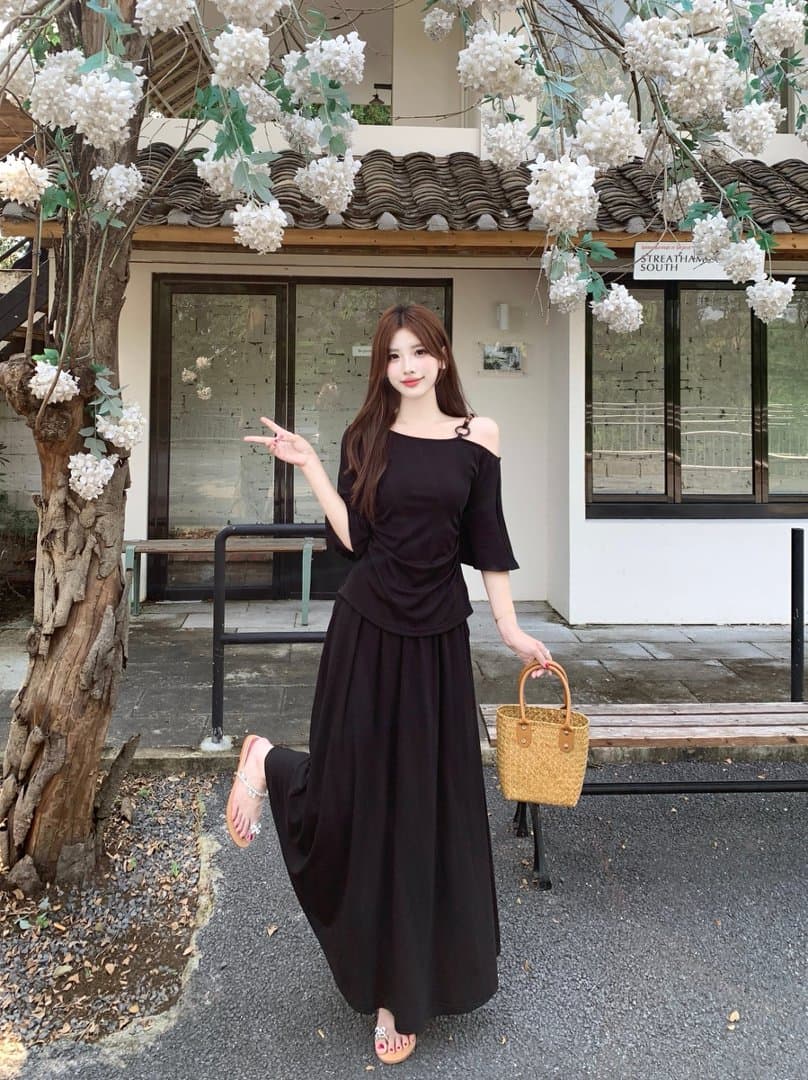 실사 지방 mm 여름 패션 비스듬한 칼라 오프숄더 슬립 반팔 티셔츠 여성 슬림해 보이는 표지 고기 맨위 반신 치마 세트 이미지 2