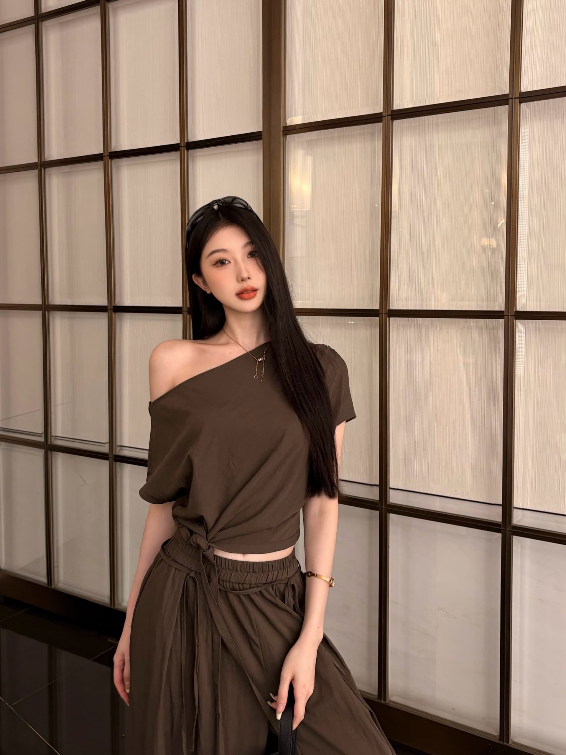 실사 정가 미술 전시회 뮤즈 익스트림 제인 비스듬한 어깨 반팔 펌프 Pleat 맨위 하이웨이스트 도루 도루 바지 세트 상세 이미지 5