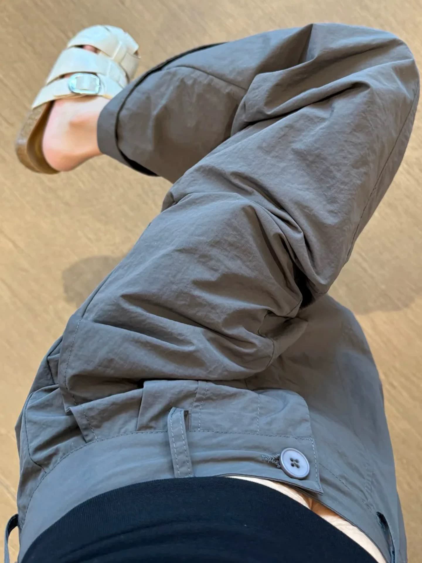 아메리칸 레트로 회색 속도 건조한 모통이 칼 와이드 레깅스 바지 여름 새로운 다용도 슬림해 보이는 얇은 스타일 캐주얼 워크웨어 바지 상세 이미지 5