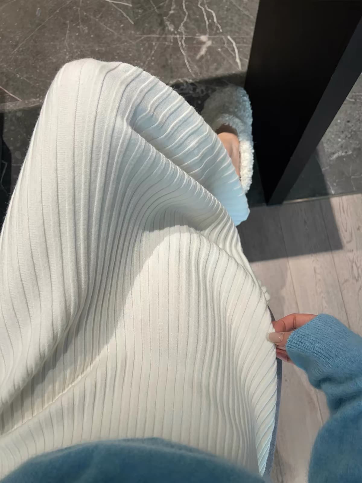 품격 달콤함 디자인 센스 구덩이 기사 화이트 우산 치마 2026 가을 새로운 도루 센스 슬림해 보이는 하이웨이스트 반신 스커트 롱 스커트 이미지 3