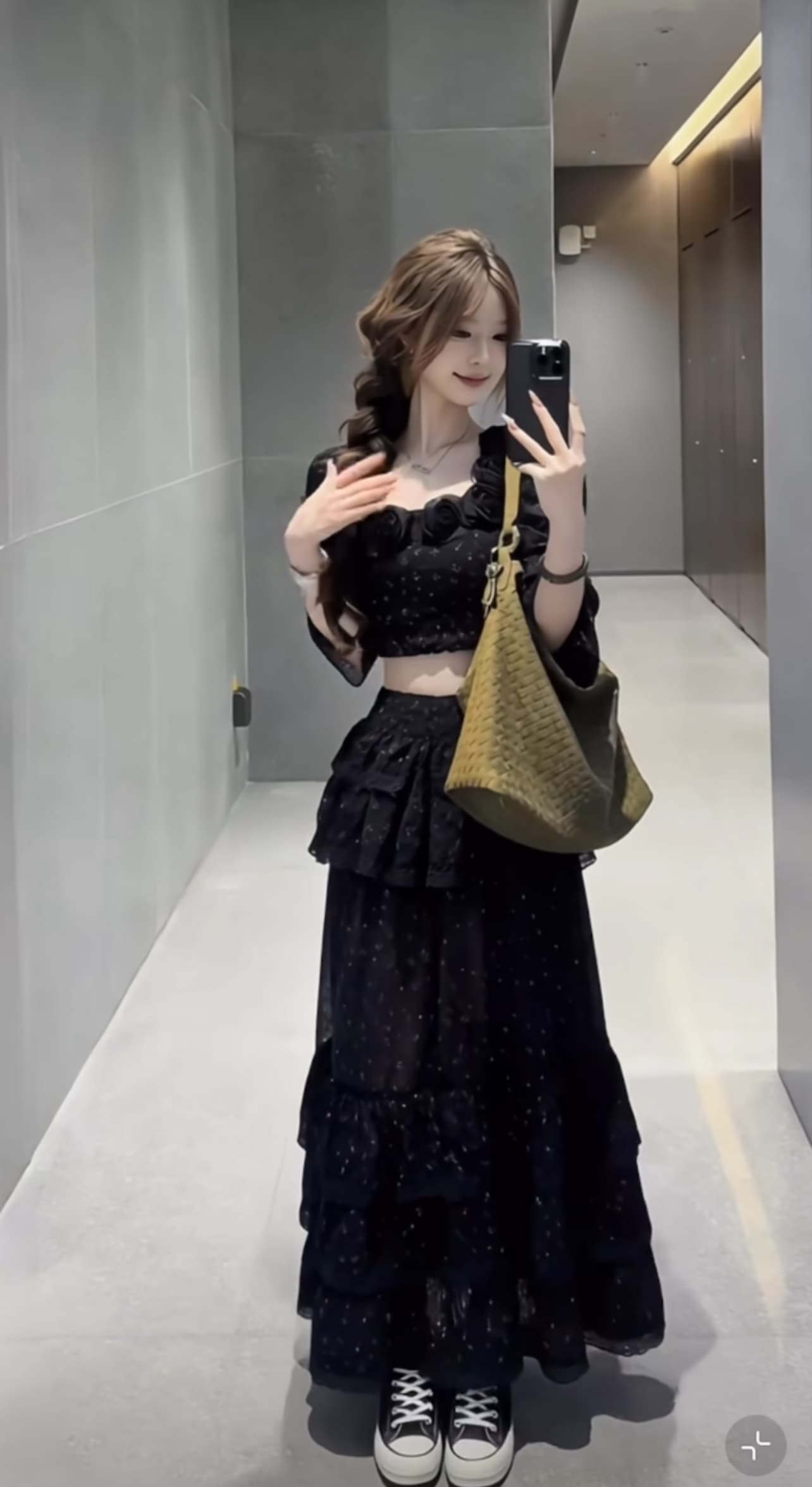 프랑스식 검정색 꽃무늬 세트 여성 2026 새로운 거품 소매 짧은 맨위 케이크 품격 반신 스커트 투피스 세트 상세 이미지 1