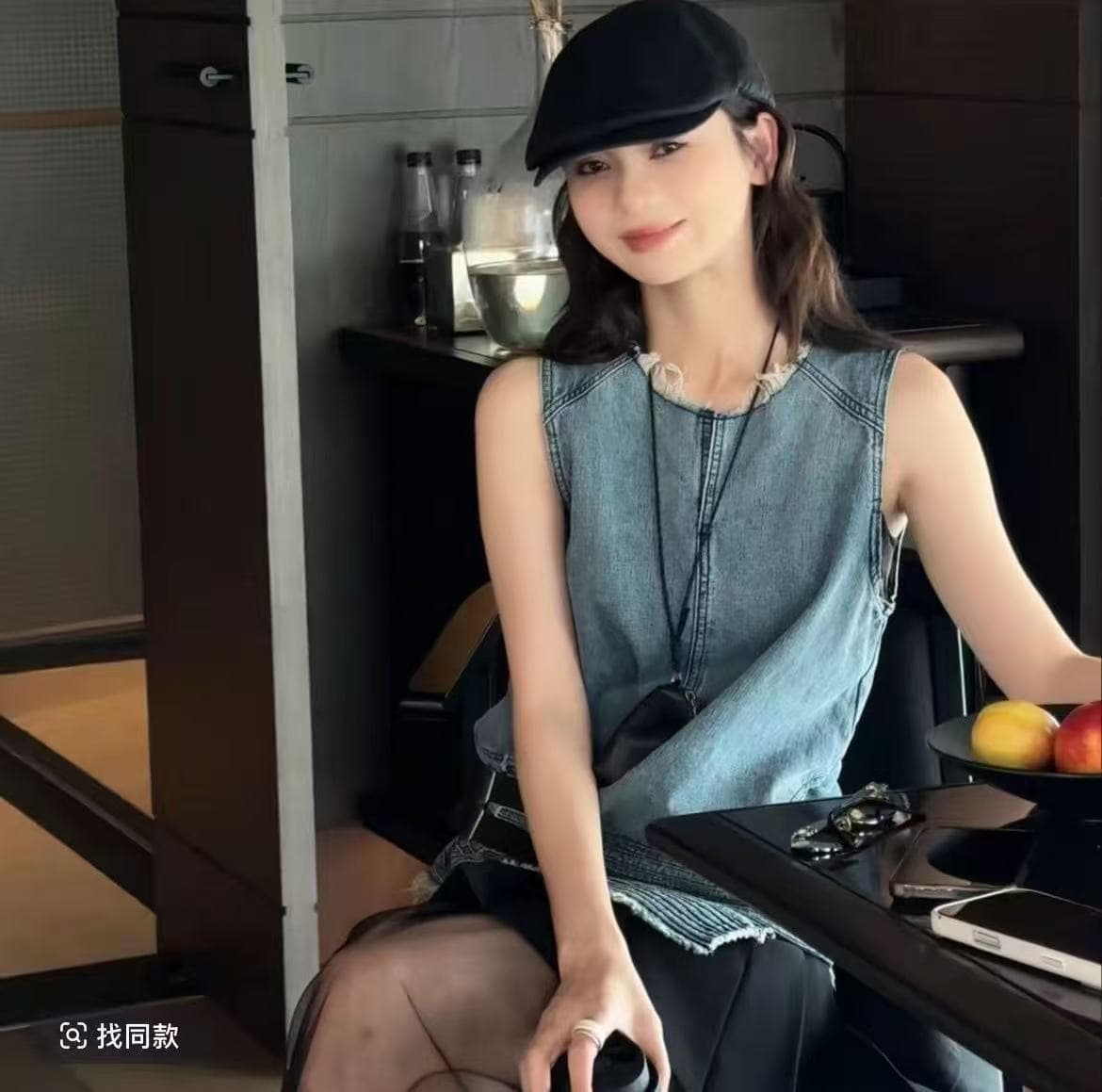 작은 법 먼지 밀가루 2026 년 여름 새로운 편안함 다용도 슬림해 보이는 허리 수축 레트로 데님 조끼 맨위 여성